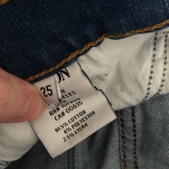 Hudson mid rise distressed skinny jeans sz 25 screen worn! Host pick x4! - Picture 6 of 9